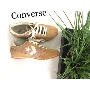 Converse women suede sneakers